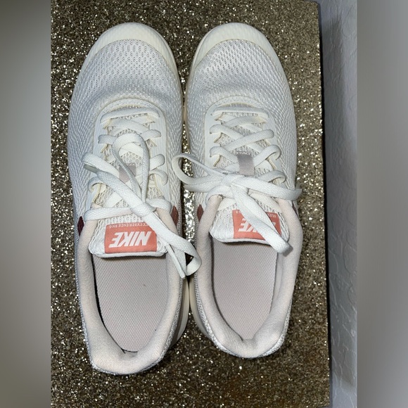 🎉HP🎉New! Nike Flex Experience Run 6 Athletic Sneakers Womens 8.5M✨Cream/RGold - Picture 6 of 11